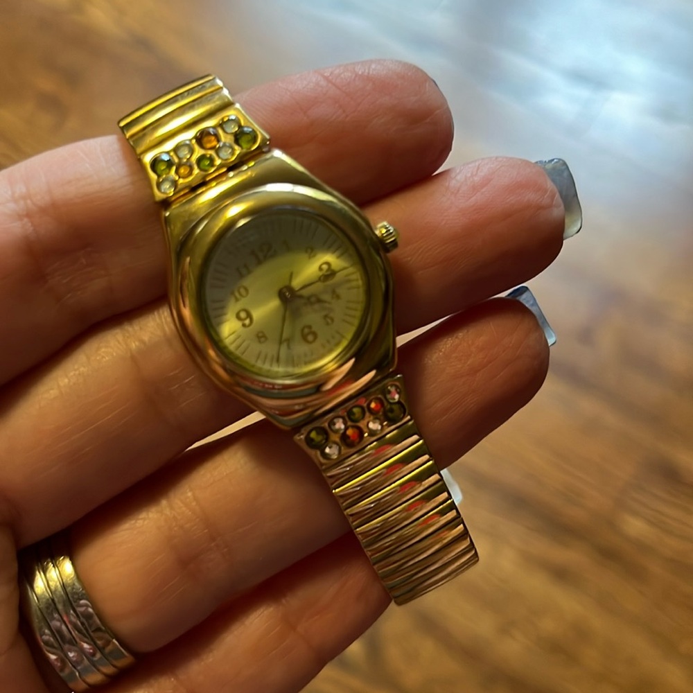 EUC Swatch Irony Watch Gold Stainless Steel Stretch Jeweled New Battery